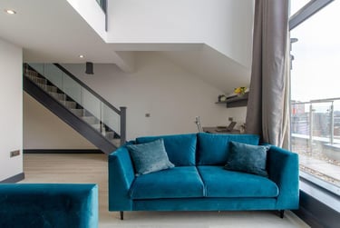 1 bed studio, St Columbas Close, City Centre, Coventry, CV14BX - Image 1